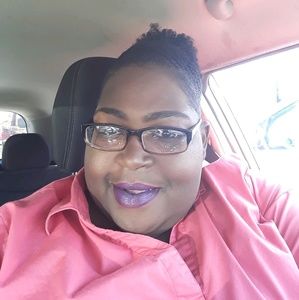 Meet your Posher, Sade